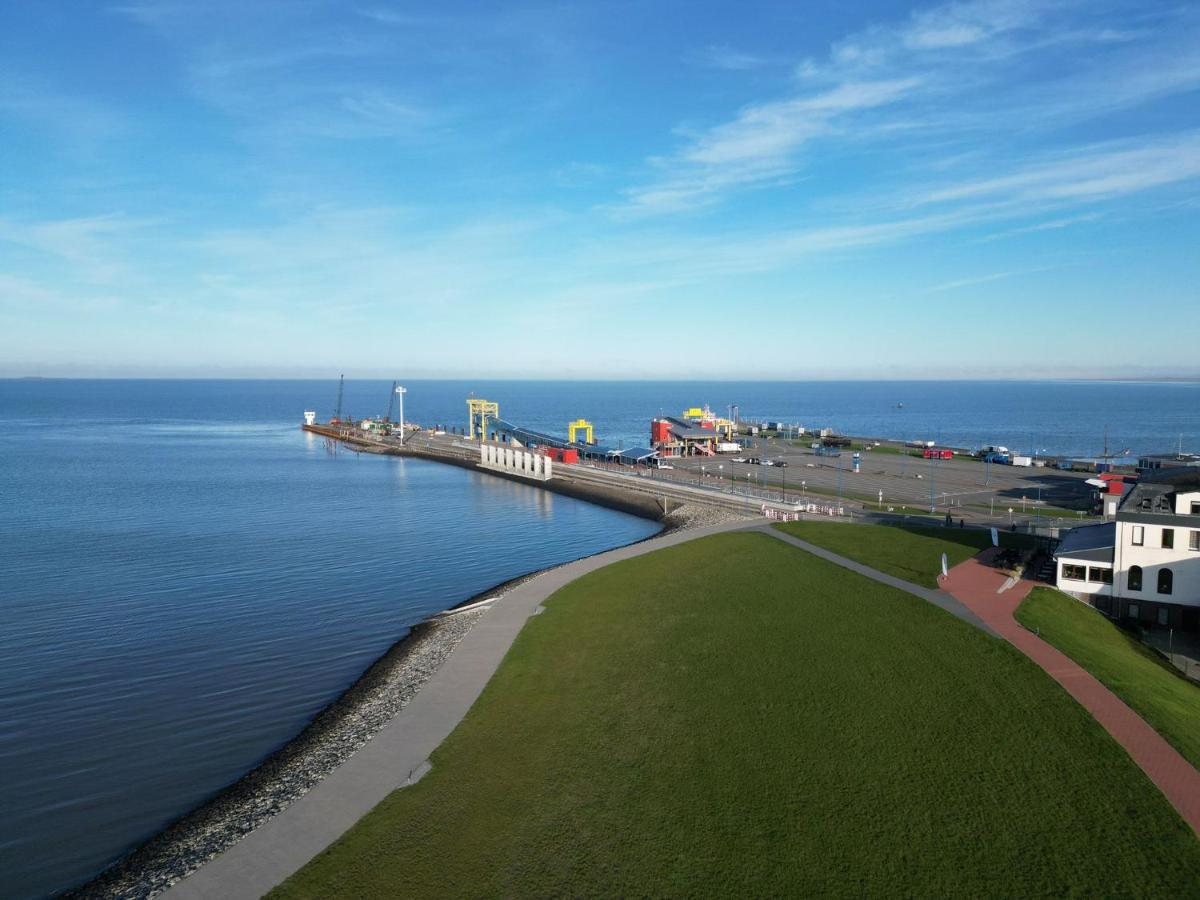 Strandhotel Dagebuell Direkt An Der Nordsee Luaran gambar