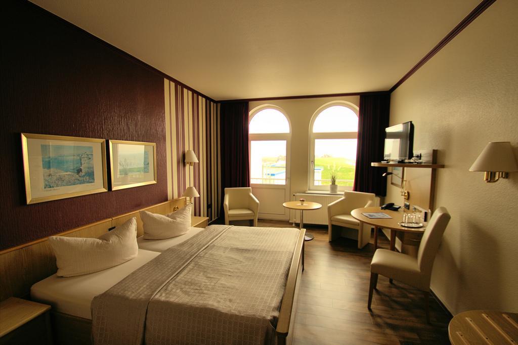 Strandhotel Dagebuell Direkt An Der Nordsee Luaran gambar