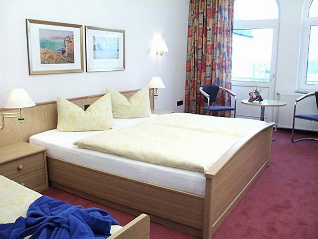 Strandhotel Dagebuell Direkt An Der Nordsee Luaran gambar