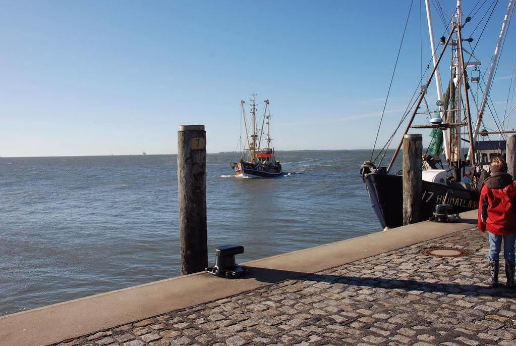 Strandhotel Dagebuell Direkt An Der Nordsee Luaran gambar